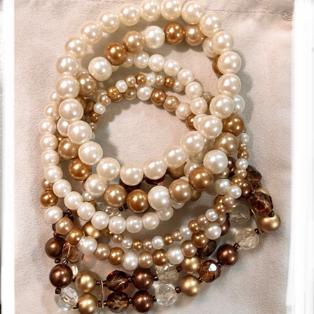6 assorted beaded bracelets